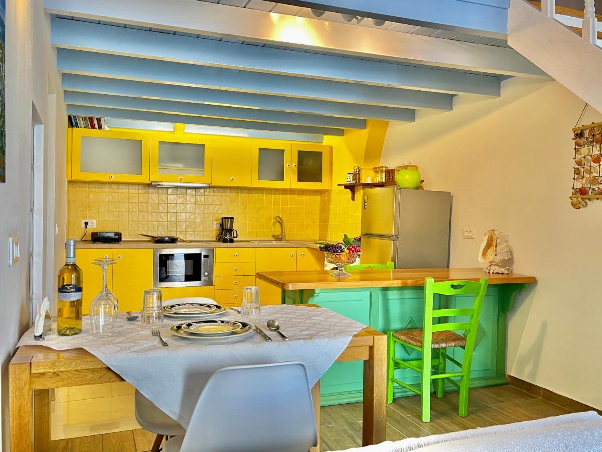 Apartamento Seafront - Harbour View , Pitini 2 Symi Exterior foto