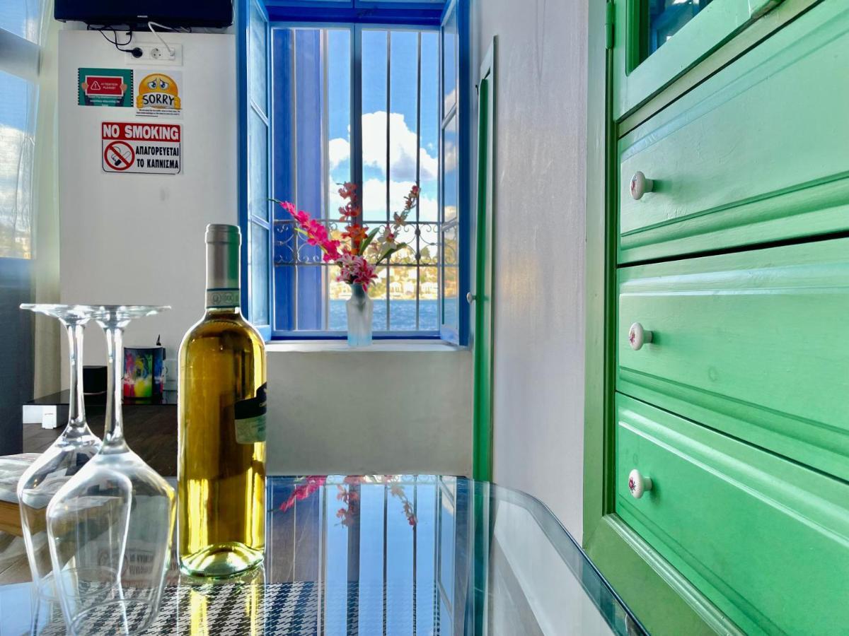 Apartamento Seafront - Harbour View , Pitini 2 Symi Exterior foto